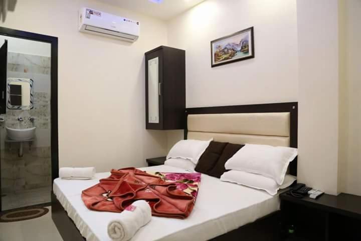 Hotel White Tulip Amritsar Exterior photo